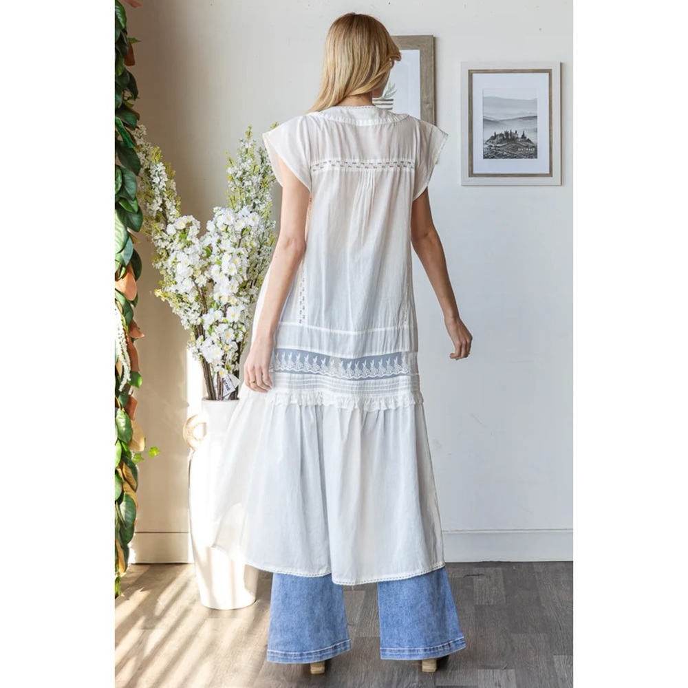 Oli & Hali White Lace Trim Sheer Boho Tunic Blouse - Picture 6 of 7